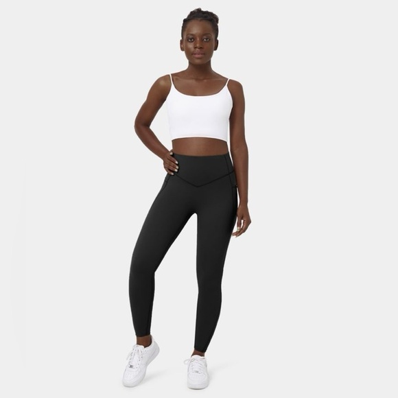 Halara 7/8 LENGTH SoCinched High Waisted Tummy Control Side Pocket Legging NEW🖤 - Picture 1 of 12